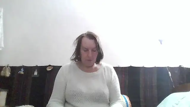 Snapshot of AnnaLive570 chatting on 04-04-26, 02:18 AnnaLive570 online show from 04-04-26, 02:18