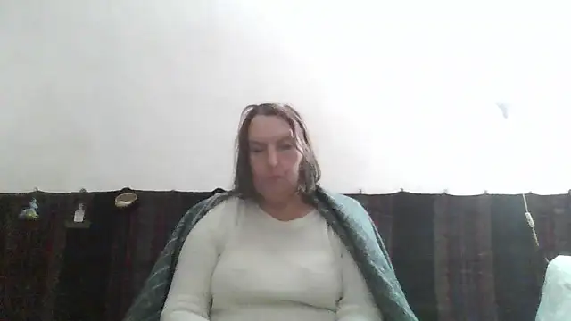 Snapshot of AnnaLive570 chatting on 04-19-26, 06:10 AnnaLive570 online show from 04-19-26, 06:10