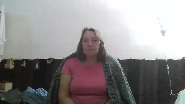 Snapshot of AnnaLive570 chatting on 05-29-26, 04:57 AnnaLive570 online show from 05-29-26, 04:57