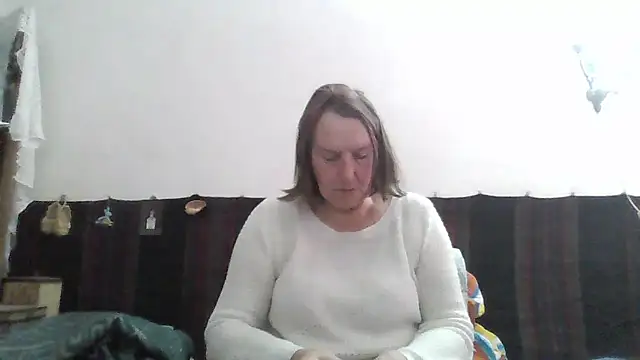 Snapshot of AnnaLive570 chatting on 04-26-26, 05:38 AnnaLive570 online show from 04-26-26, 05:38