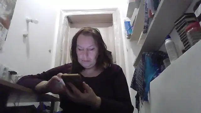 Snapshot of AnnaLive570 chatting on 02-15-26, 06:25 AnnaLive570 online show from 02-15-26, 06:25