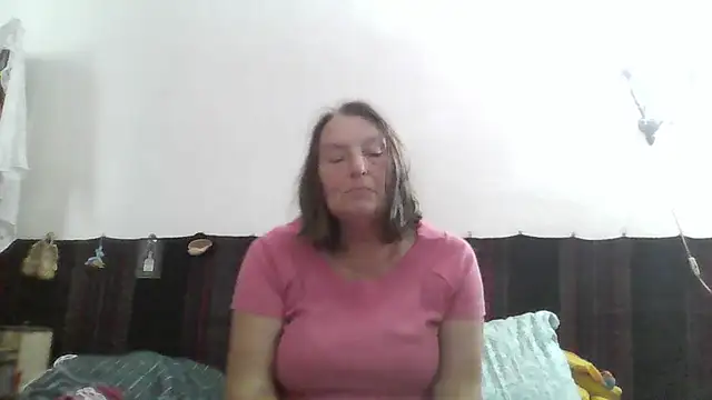 Snapshot of AnnaLive570 chatting on 06-07-26, 11:15 AnnaLive570 online show from 06-07-26, 11:15