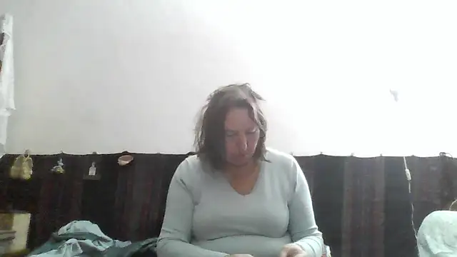 Snapshot of AnnaLive570 chatting on 05-24-26, 02:00 AnnaLive570 online show from 05-24-26, 02:00