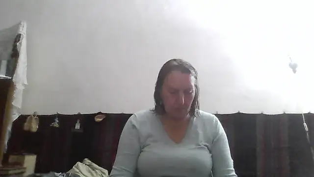 Snapshot of AnnaLive570 chatting on 05-21-26, 11:46 AnnaLive570 online show from 05-21-26, 11:46