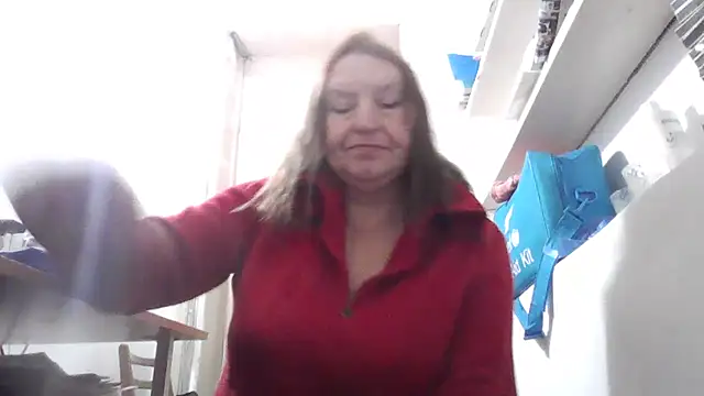 Snapshot of AnnaLive570 chatting on 02-23-26, 08:15 AnnaLive570 online show from 02-23-26, 08:15