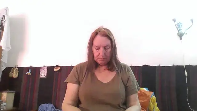 Snapshot of AnnaLive570 chatting on 03-15-26, 12:45 AnnaLive570 online show from 03-15-26, 12:45