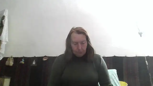 Snapshot of AnnaLive570 chatting on 03-21-26, 01:29 AnnaLive570 online show from 03-21-26, 01:29