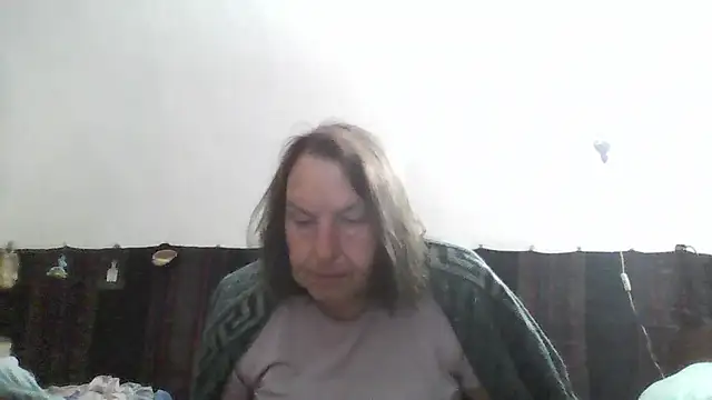 Snapshot of AnnaLive570 chatting on 05-08-26, 03:21 AnnaLive570 online show from 05-08-26, 03:21