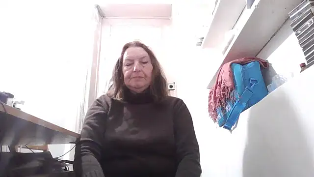 Snapshot of AnnaLive570 chatting on 03-24-26, 05:29 AnnaLive570 online show from 03-24-26, 05:29