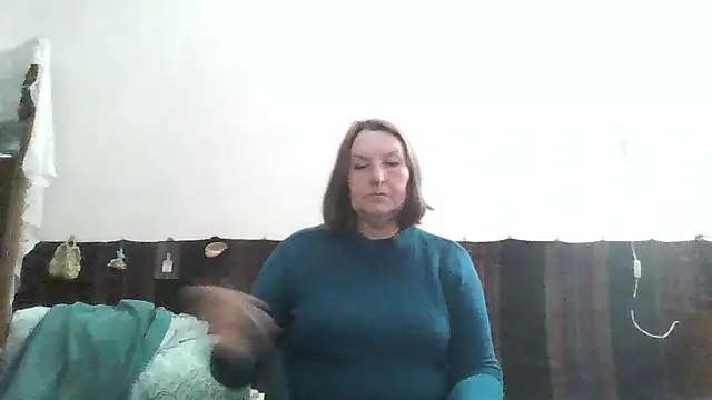 Snapshot of AnnaLive570 chatting on 04-16-26, 02:18 AnnaLive570 online show from 04-16-26, 02:18