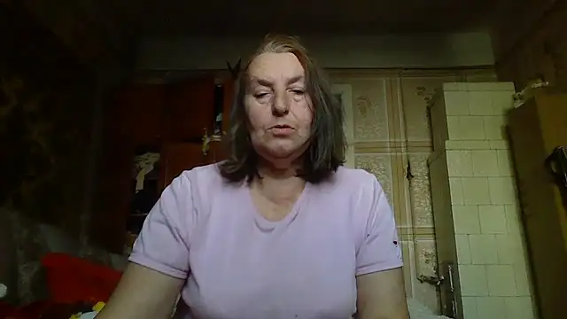 AnnaLive570 online show from 10-28-25, 12:37