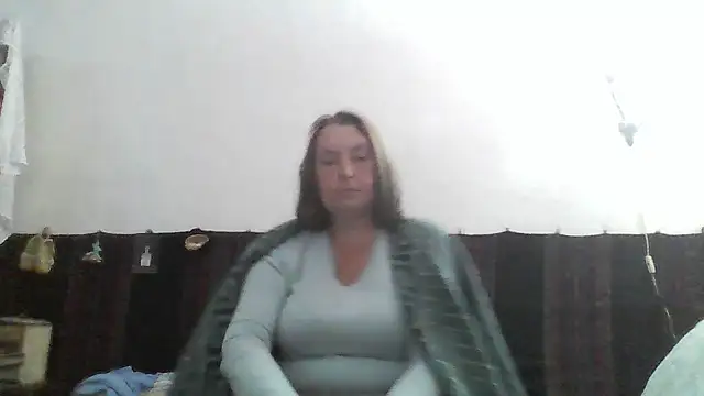 Snapshot of AnnaLive570 chatting on 05-11-26, 03:29 AnnaLive570 online show from 05-11-26, 03:29
