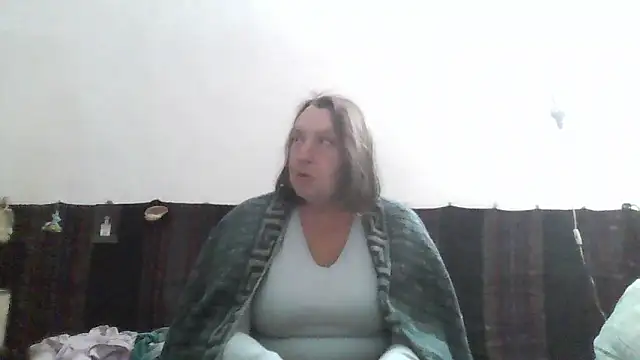 Snapshot of AnnaLive570 chatting on 05-08-26, 03:27 AnnaLive570 online show from 05-08-26, 03:27
