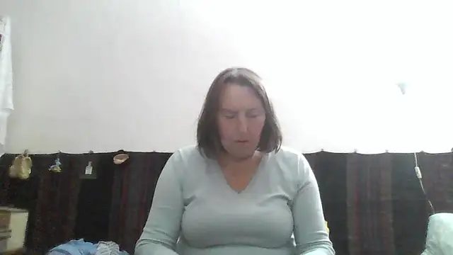 Snapshot of AnnaLive570 chatting on 05-10-26, 03:54 AnnaLive570 online show from 05-10-26, 03:54
