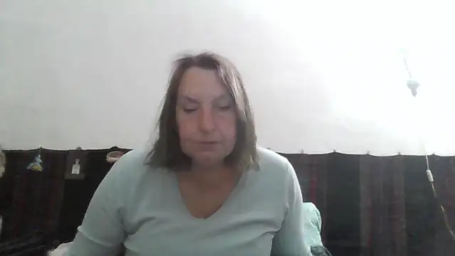 Snapshot of AnnaLive570 chatting on 05-12-26, 04:13 AnnaLive570 online show from 05-12-26, 04:13