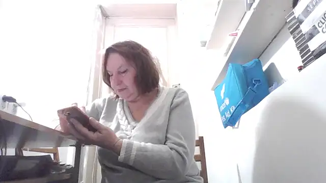 Snapshot of AnnaLive570 chatting on 04-06-26, 04:57 AnnaLive570 online show from 04-06-26, 04:57