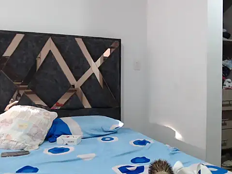 Snapshot of gioryinagril1 chatting on 10-27-25, 10:00 gioryinagril1 online show from 10-27-25, 10:00