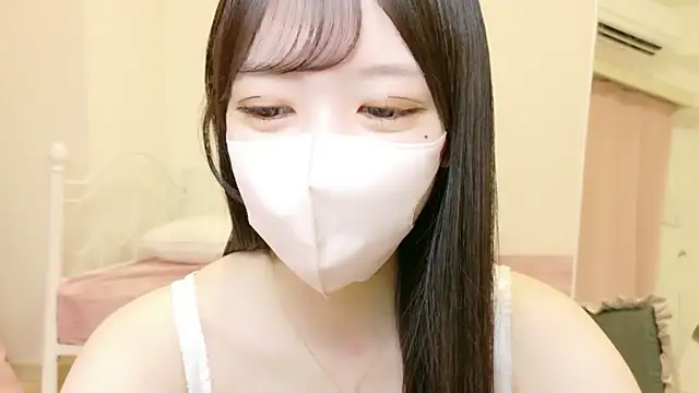 roachan  online show from 03-27-26, 01:45