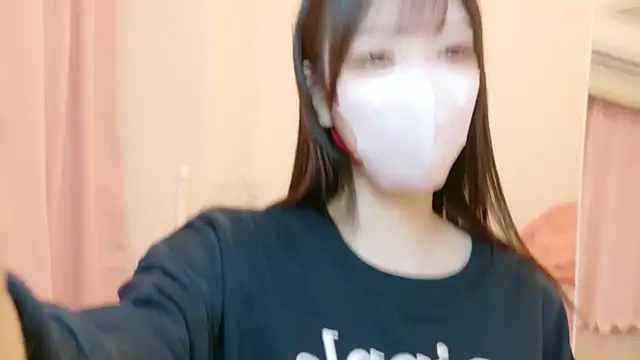 roachan  online show from 03-08-26, 01:47