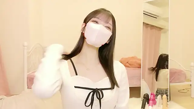 roachan  online show from 02-17-26, 01:30