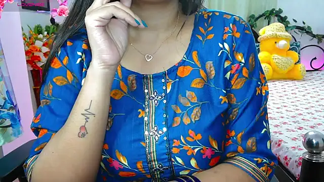 WildDimpi 0 online show from 10-08-25, 12:01