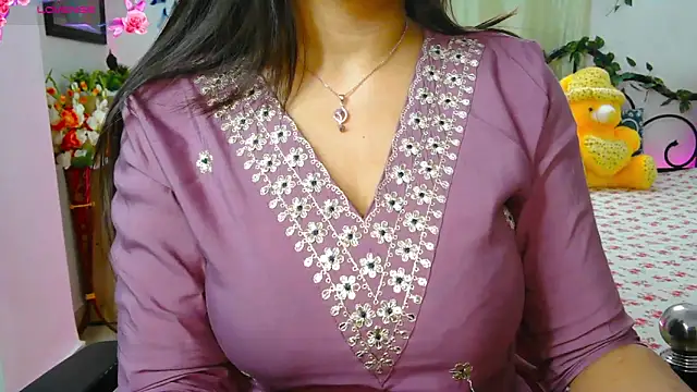 WildDimpi 0 online show from 10-27-25, 05:47