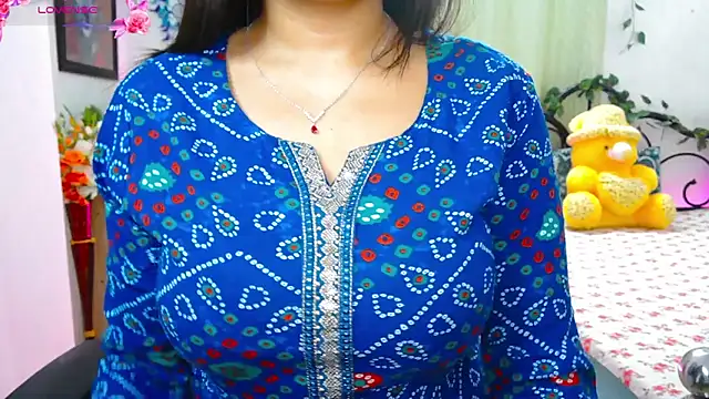 WildDimpi 0 online show from 11-06-25, 05:28