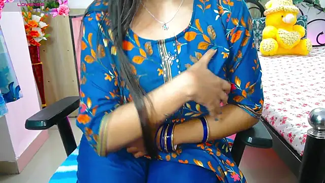 WildDimpi 0 online show from 10-11-25, 04:19