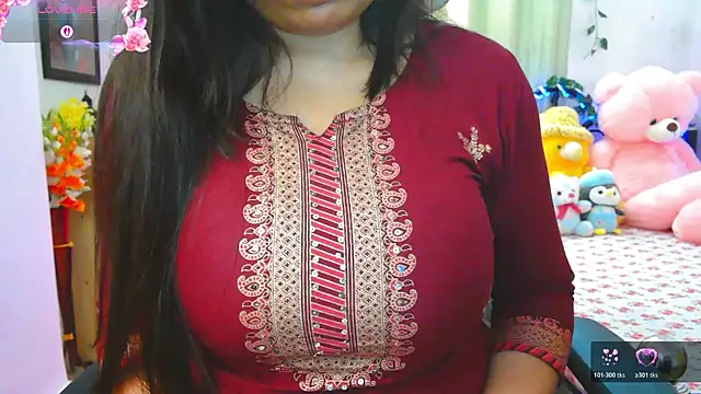 Snapshot of WildDimpi_0 chatting on 05-20-26, 05:32 WildDimpi 0 online show from 05-20-26, 05:32