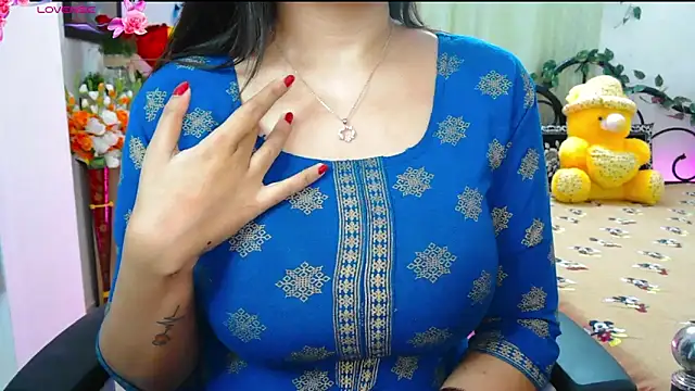 WildDimpi 0 online show from 12-03-25, 06:29