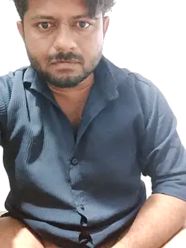 Snapshot of urhotboymeet chatting on 10-10-25, 05:14 urhotboymeet online show from 10-10-25, 05:14
