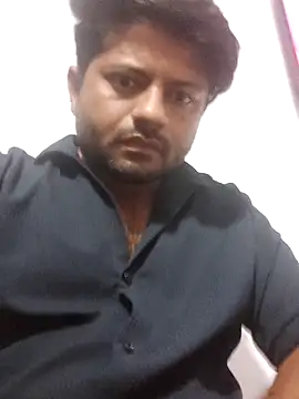 Snapshot of urhotboymeet chatting on 10-17-25, 06:10 urhotboymeet online show from 10-17-25, 06:10
