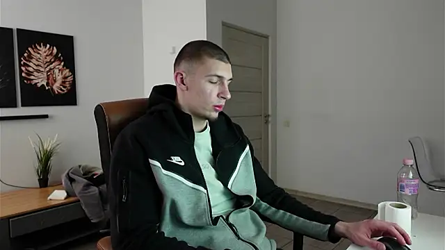 Ryan Dozer online show from 03-22-26, 07:10