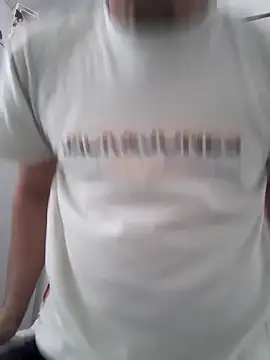 Andr3s69xxx online show from 04-30-26, 09:49