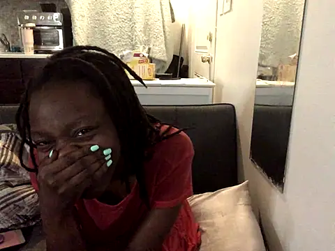 littyleesh1 online show from 12-01-25, 04:46