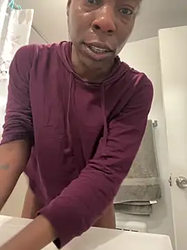 Snapshot of littyleesh1 chatting on 03-01-26, 02:39 littyleesh1 online show from 03-01-26, 02:39