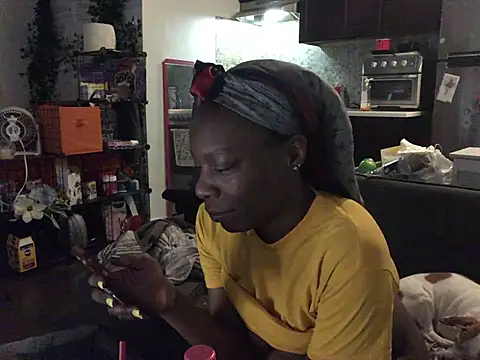 littyleesh1 online show from 03-28-26, 04:46