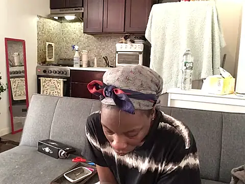 Snapshot of littyleesh1 chatting on 02-04-26, 05:19 littyleesh1 online show from 02-04-26, 05:19