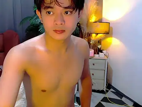 Snapshot of NautyBoyBrazeen_143 chatting on 05-23-26, 04:55 NautyBoyBrazeen 143 online show from 05-23-26, 04:55
