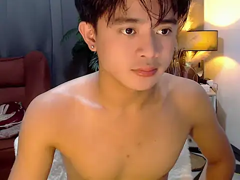 Snapshot of NautyBoyBrazeen_143 chatting on 05-19-26, 08:43 NautyBoyBrazeen 143 online show from 05-19-26, 08:43
