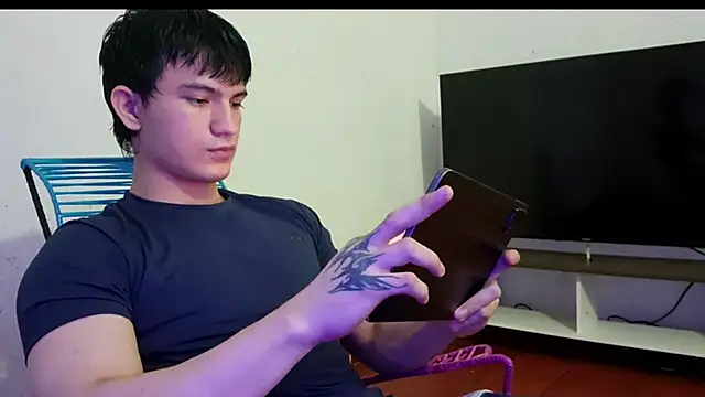 ErickWalton online show from 12-02-25, 05:31