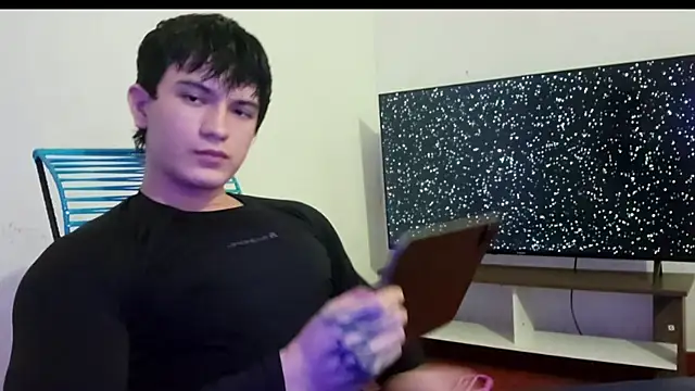 ErickWalton online show from 12-04-25, 05:17