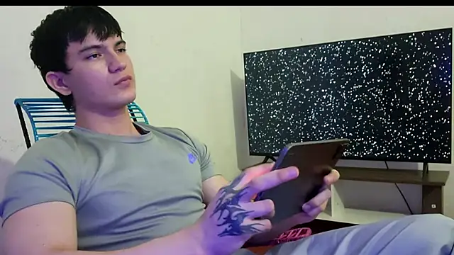 ErickWalton online show from 12-03-25, 05:08