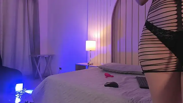 maria gil online show from 12-17-25, 12:21