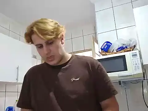 Snapshot of vinialnc chatting on 09-08-25, 04:50 vinialnc online show from 09-08-25, 04:50