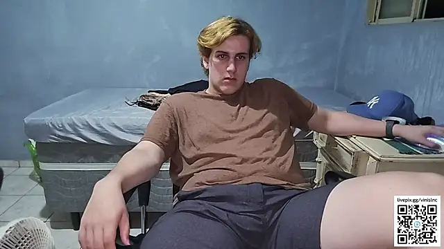 Snapshot of vinialnc chatting on 10-07-25, 01:06 vinialnc online show from 10-07-25, 01:06