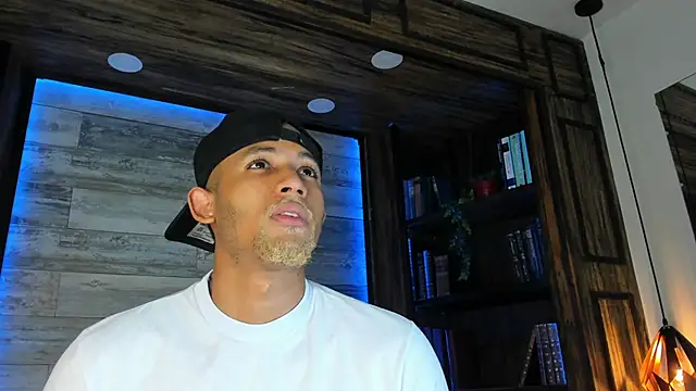 B Wild online show from 02-24-26, 03:18