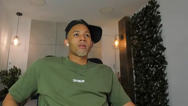 B Wild online show from 06-19-26, 03:34