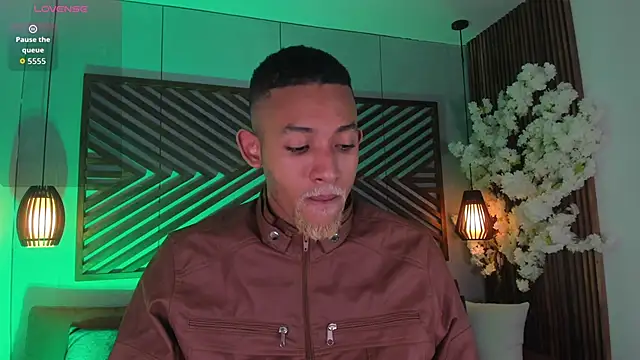 B Wild online show from 11-02-25, 03:22