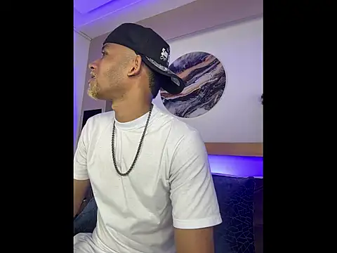 B Wild online show from 02-11-26, 04:23